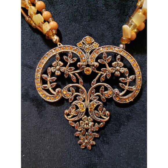 Womens 3 Strand Yellow Chunky Beads Encrusted Crystals Filigree Pendant Necklace - Picture 3 of 6
